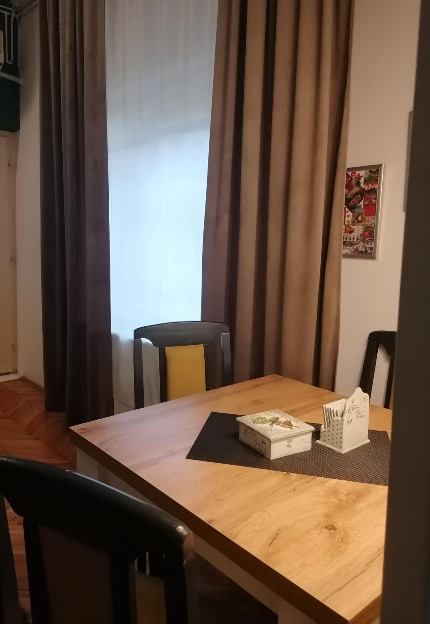 Apartman Centar Kruševac Exteriör bild