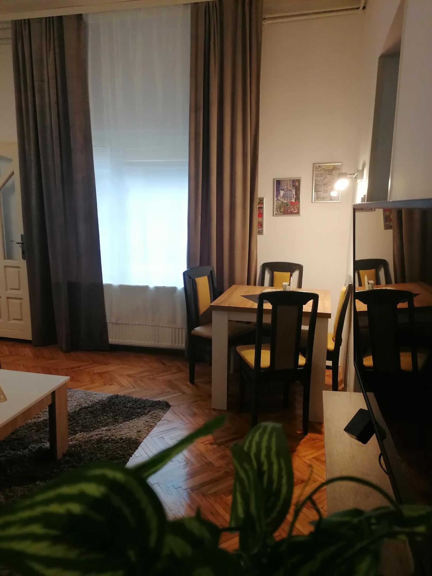 Apartman Centar Kruševac Exteriör bild
